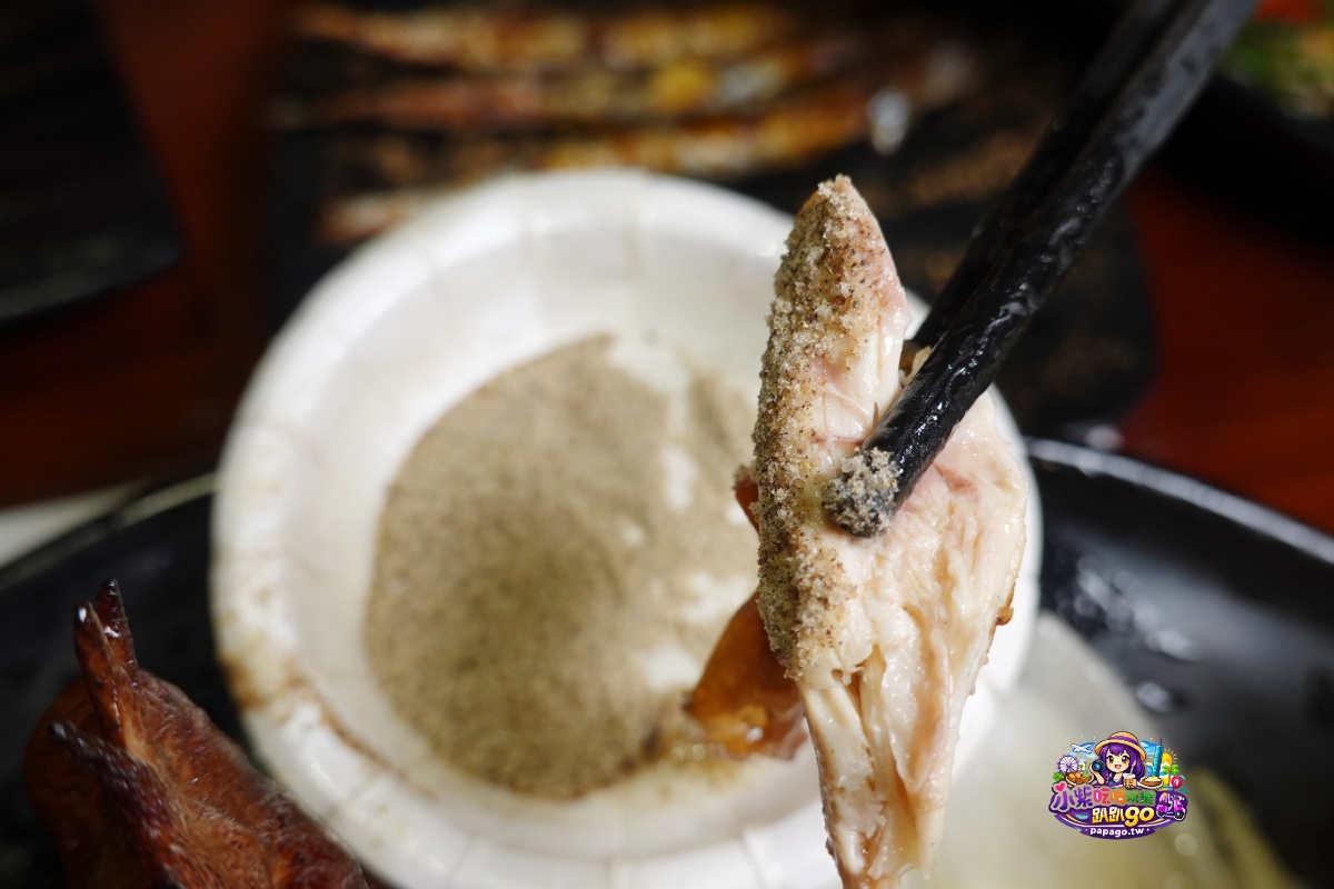 台北士林夜市聚餐慶生居酒屋/捷運劍潭站美食/寵物友善【雞老闆桶仔雞士林店】天天送烤雞/用餐不限時/免費歡唱KTV/生日招待生啤一壺/學生吃雞只要599元(雞老闆桶仔雞菜單) - 第23張圖 台北士林夜市聚餐慶生居酒屋/捷運劍潭站美食/寵物友善【雞老闆桶仔雞士林店】天天送烤雞/用餐不限時/免費歡唱KTV/生日招待生啤一壺/學生吃雞只要599元(雞老闆桶仔雞菜單)