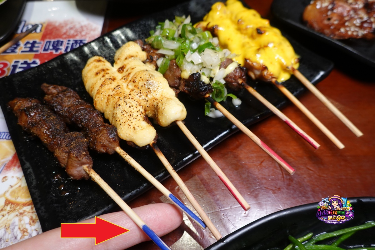 台北士林夜市聚餐慶生居酒屋/捷運劍潭站美食/寵物友善【雞老闆桶仔雞士林店】天天送烤雞/用餐不限時/免費歡唱KTV/生日招待生啤一壺/學生吃雞只要599元(雞老闆桶仔雞菜單) - 第34張圖 台北士林夜市聚餐慶生居酒屋/捷運劍潭站美食/寵物友善【雞老闆桶仔雞士林店】天天送烤雞/用餐不限時/免費歡唱KTV/生日招待生啤一壺/學生吃雞只要599元(雞老闆桶仔雞菜單)