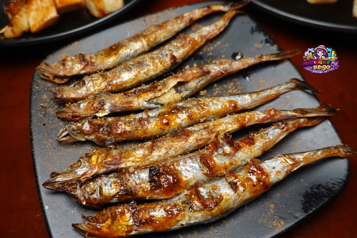 台北士林夜市聚餐慶生居酒屋/捷運劍潭站美食/寵物友善【雞老闆桶仔雞士林店】天天送烤雞/用餐不限時/免費歡唱KTV/生日招待生啤一壺/學生吃雞只要599元(雞老闆桶仔雞菜單) - 第38張圖 台北士林夜市聚餐慶生居酒屋/捷運劍潭站美食/寵物友善【雞老闆桶仔雞士林店】天天送烤雞/用餐不限時/免費歡唱KTV/生日招待生啤一壺/學生吃雞只要599元(雞老闆桶仔雞菜單)