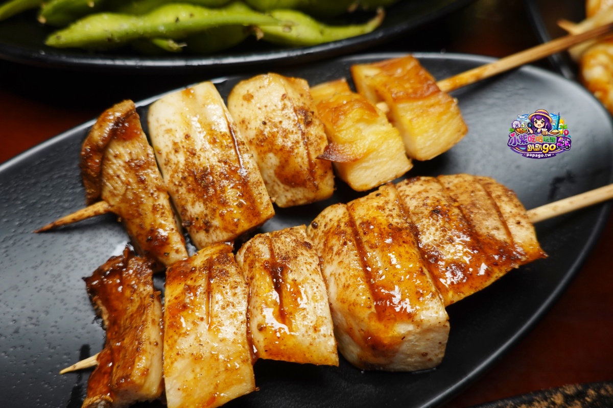 台北士林夜市聚餐慶生居酒屋/捷運劍潭站美食/寵物友善【雞老闆桶仔雞士林店】天天送烤雞/用餐不限時/免費歡唱KTV/生日招待生啤一壺/學生吃雞只要599元(雞老闆桶仔雞菜單) - 第46張圖 台北士林夜市聚餐慶生居酒屋/捷運劍潭站美食/寵物友善【雞老闆桶仔雞士林店】天天送烤雞/用餐不限時/免費歡唱KTV/生日招待生啤一壺/學生吃雞只要599元(雞老闆桶仔雞菜單)