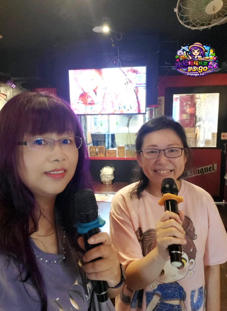 台北士林夜市聚餐慶生居酒屋/捷運劍潭站美食/寵物友善【雞老闆桶仔雞士林店】天天送烤雞/用餐不限時/免費歡唱KTV/生日招待生啤一壺/學生吃雞只要599元(雞老闆桶仔雞菜單) - 第49張圖 台北士林夜市聚餐慶生居酒屋/捷運劍潭站美食/寵物友善【雞老闆桶仔雞士林店】天天送烤雞/用餐不限時/免費歡唱KTV/生日招待生啤一壺/學生吃雞只要599元(雞老闆桶仔雞菜單)